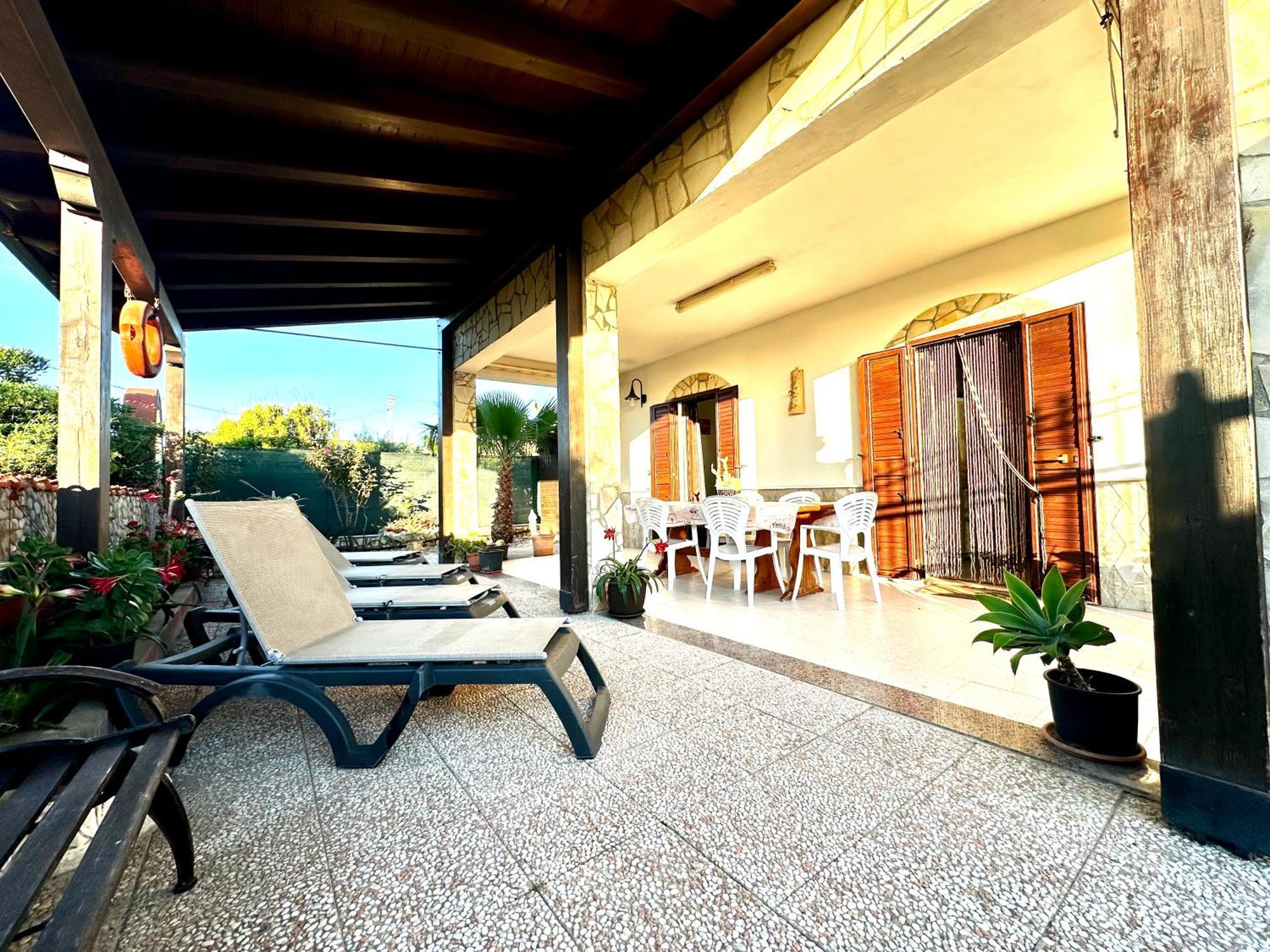 Casa Del Sole Apartment Campofelice Di Roccella Exterior foto