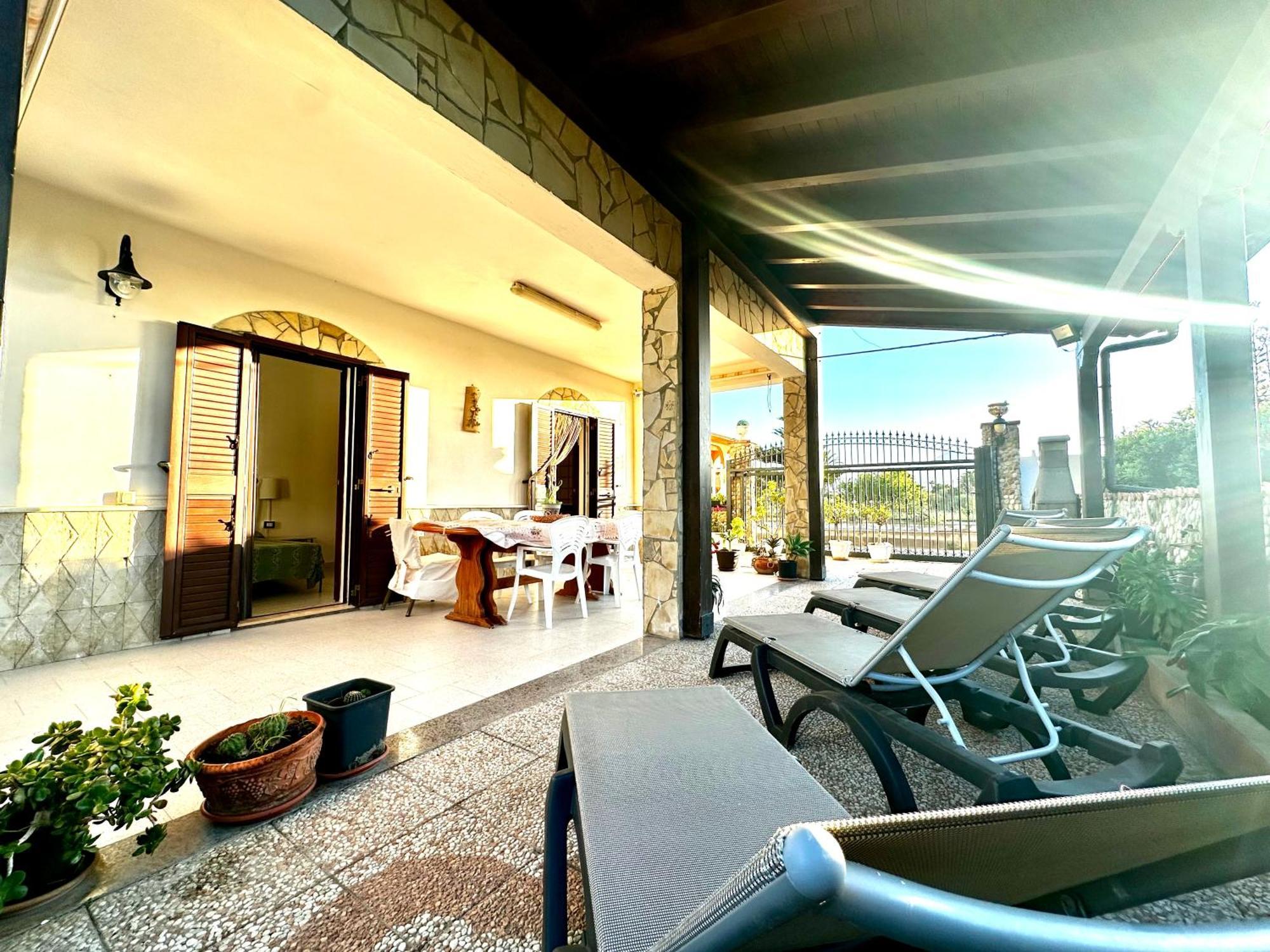 Casa Del Sole Apartment Campofelice Di Roccella Exterior foto